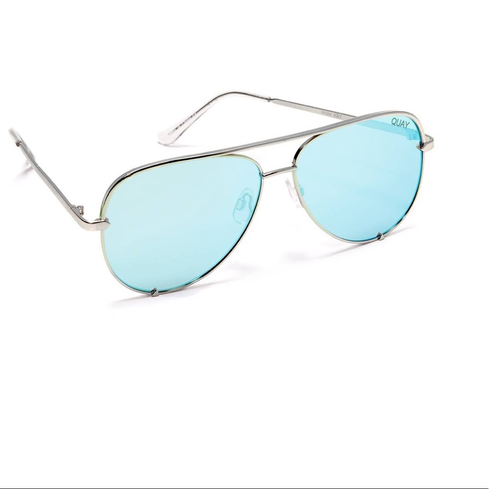 Quay Desi Perkins “High Key” silver/blue *damaged*